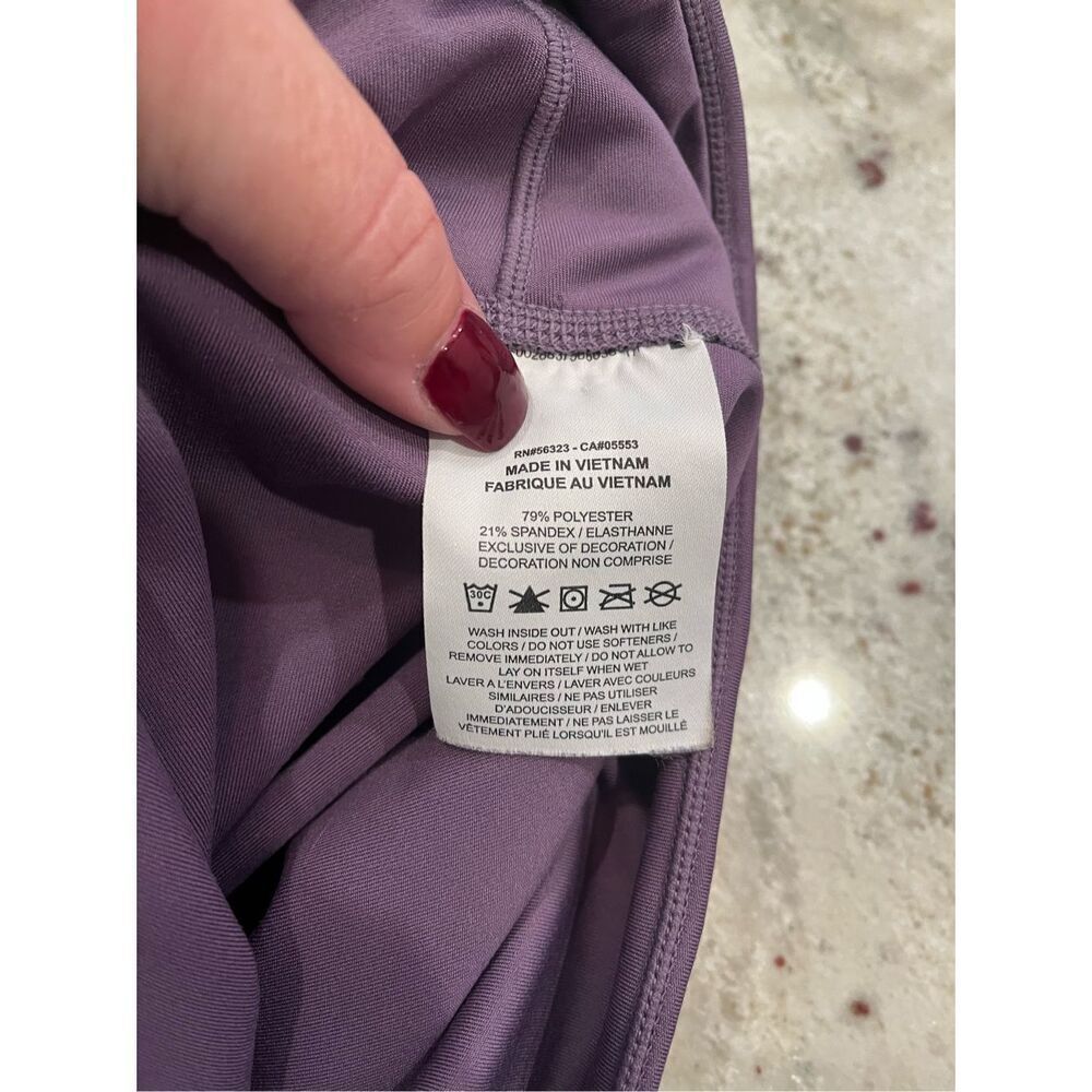 Nike Dri-Fit One Mid-Rise Side Graphic Leggings in Amethyst Smoke sz S EUC - Picture 8 of 8